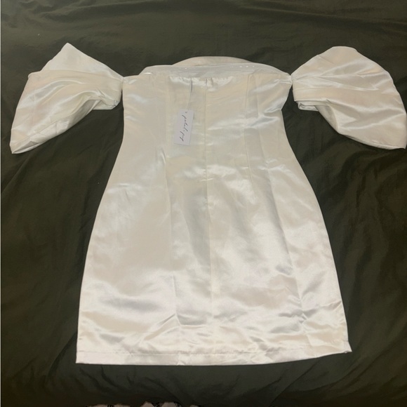 NWT Bridal Short Dress - Picture 5 of 5